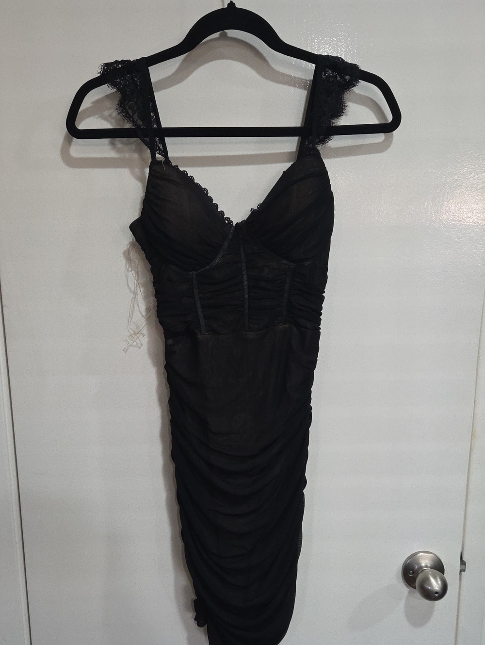 Windsor Black Dress with Beige Lining Size Small
